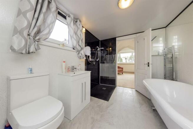Master Ensuite