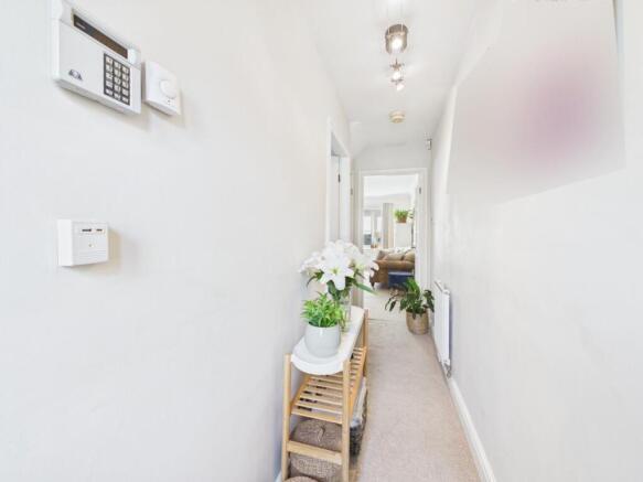 2 bed Town House for sale Image 2