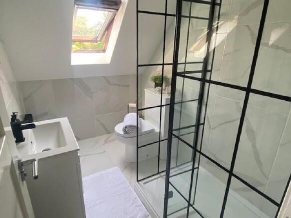 Bedroom 1 En-Suite