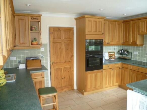 Fitted Kitchen