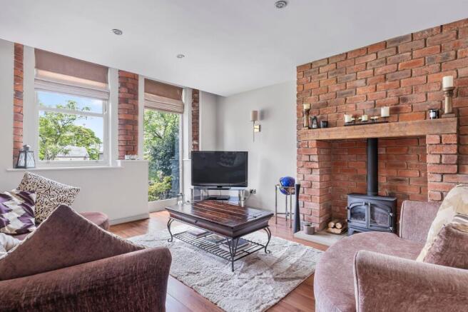4 bed Mews for sale Image 12