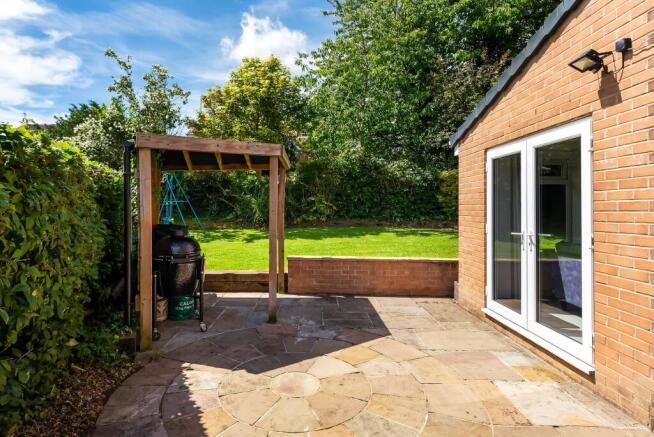 4 bed Detached for sale Image 9