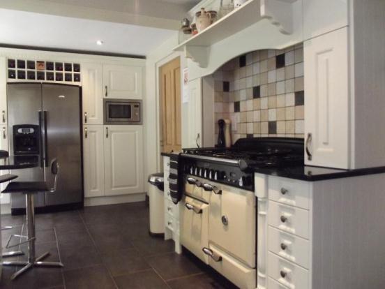 Part Kitchen