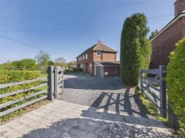 14, Pakington Road, Droitwich WR9 8JN