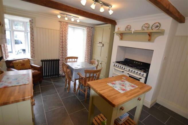Dining kitchen