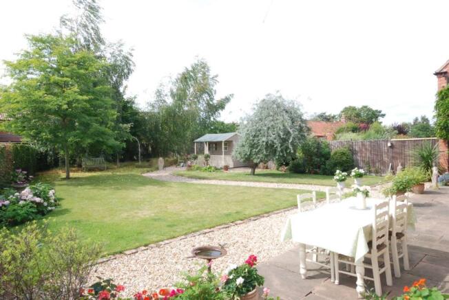 16 The Fotherham Gar