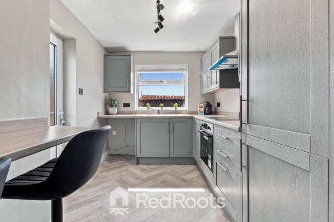 3 bed Semi-Detached for sale Image 6