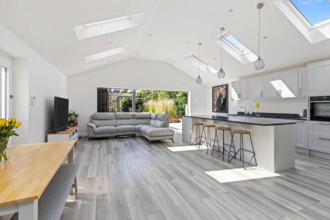 Forest Road, Horsham, RH12