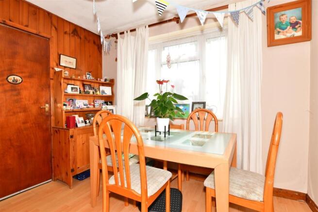 Lounge/Diner