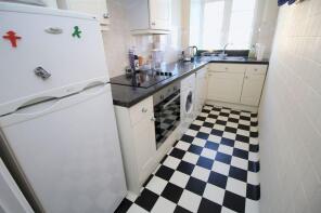 Flat C33, Du Cane Court, Balham High Road, London SW17 7JF