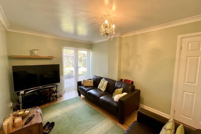 4 bed Semi-Detached for sale Image 11
