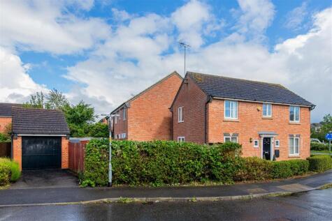 Dunnock Road, Corby