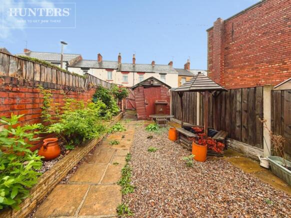 3 bed Terraced for sale Image 11