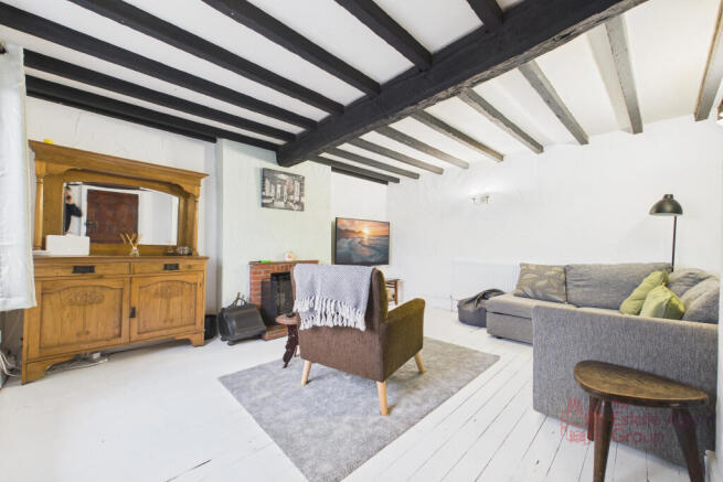 CAM02494G0-PR0087-STILL001