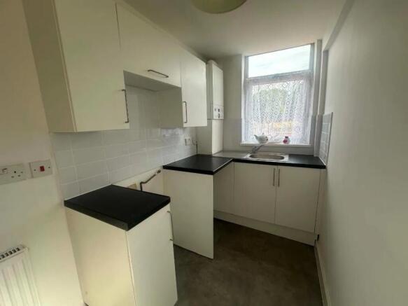 3 bed Terraced for sale Image 4