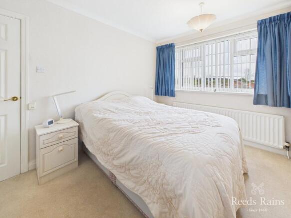 4 bed Detached for sale Image 8