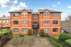 25, Byfield Rise, Worcester WR5 1BA