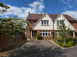 7, Glebe Road, Alcester B49 6FD