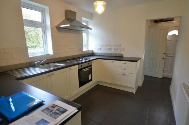 11 Main Kitchen1.jpeg