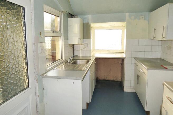 213 Brunshaw Road, Burnley, Lancashire, BB10 4DL