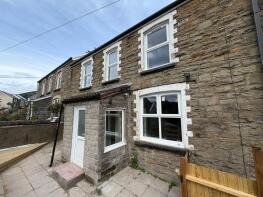 6, Rhiw Parc Road, Abertillery NP13 1BS