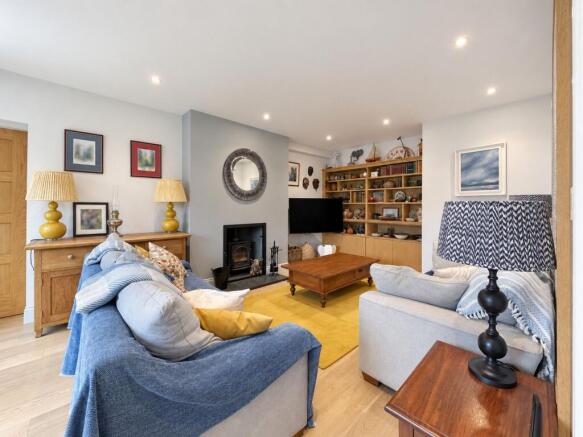 Gayton Lane, Wirral, CH60 photo 2