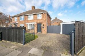 19, Conyers Avenue, Grimsby DN33 2BZ