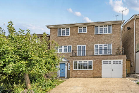 Harcourt Close, Henley-on-Thames, Oxfordshire, RG9