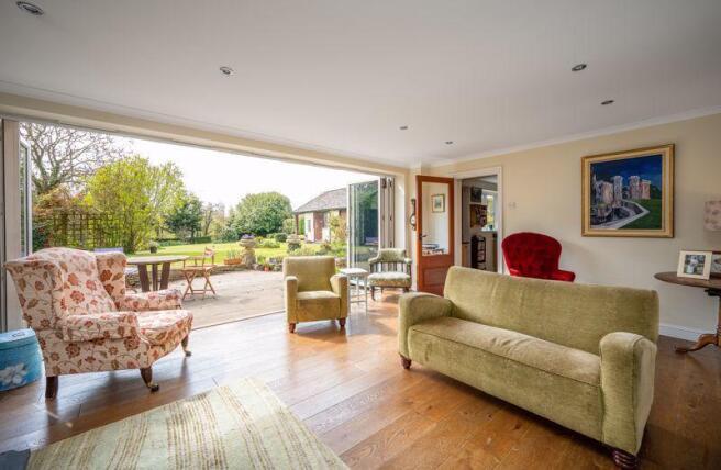 Living area 2