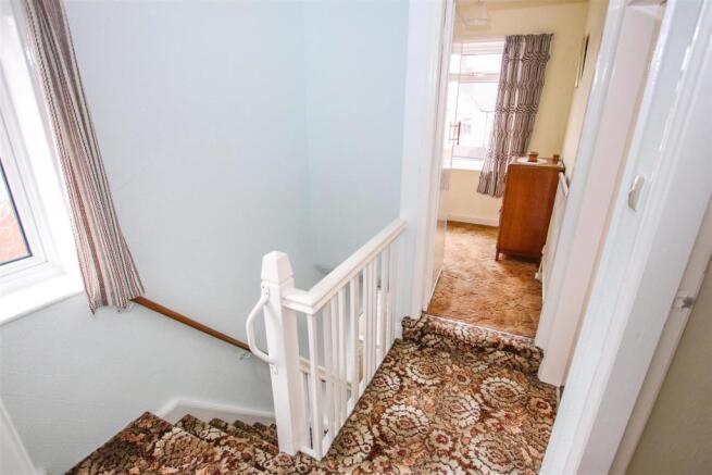 FIRST FLOOR LANDING