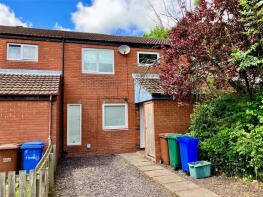 25, Seven Acres, Preston PR5 8EY