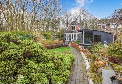 2 bed Detached for sale Image 4