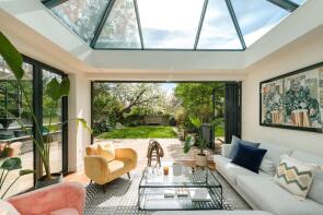 7, St Quintin Avenue, London W10 6NX