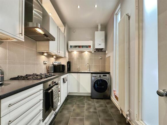 66b00a25--48D8-A78E-4C7894D8FAAD-31899-00000E72D3C