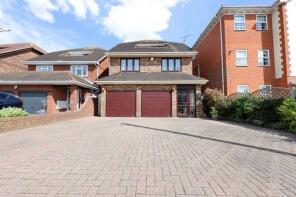 13b, Beveland Road, Canvey Island SS8 7QU