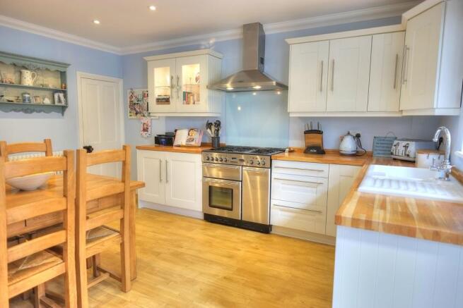 Kitchen / Breakfast