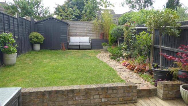 REAR GARDEN VIEW