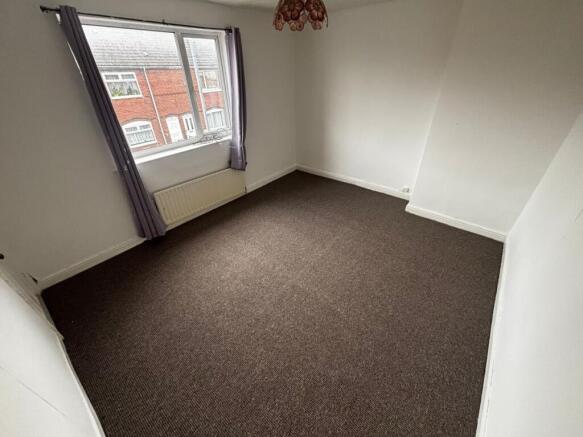 3 bed House to rent Image 9