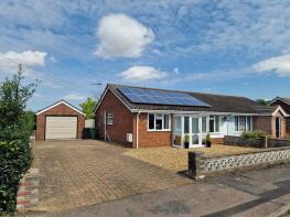 25, Lovat Close, Harleston IP20 9HJ