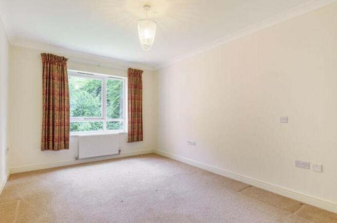 Bedroom 1/Reception 2