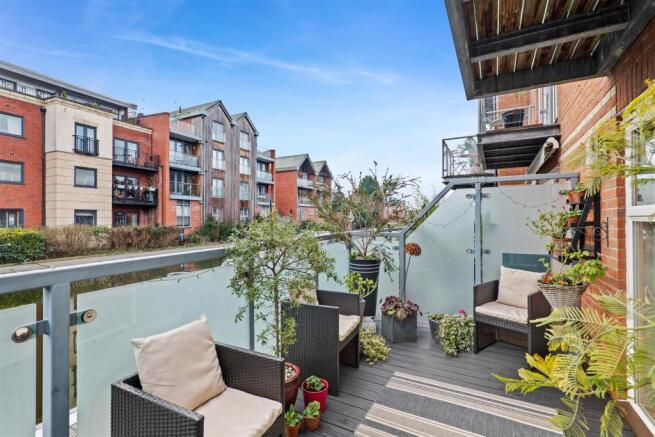 52 Albion Mill - Sun Terrace.jpg