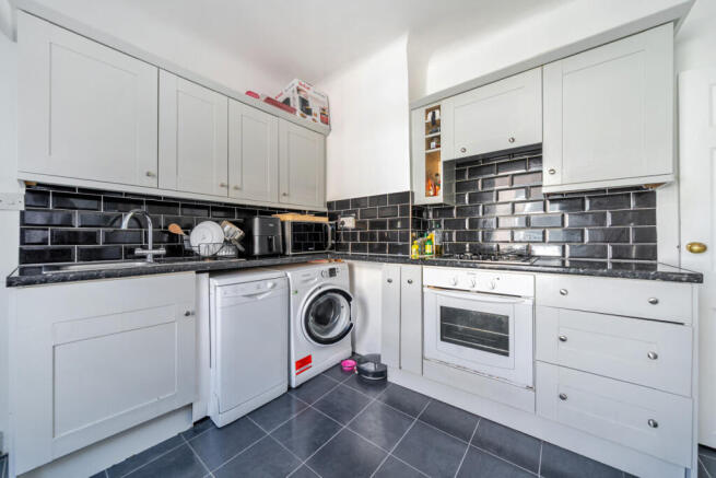 1430122-17-69bab6...