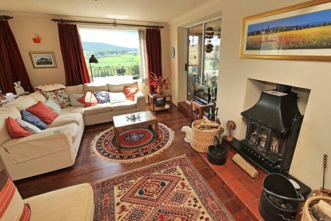 3 bed Detached for sale Image 6