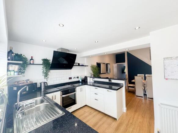Kitchen / Diner