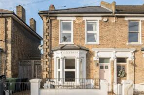 18, Harcourt Road, London SE4 2AJ