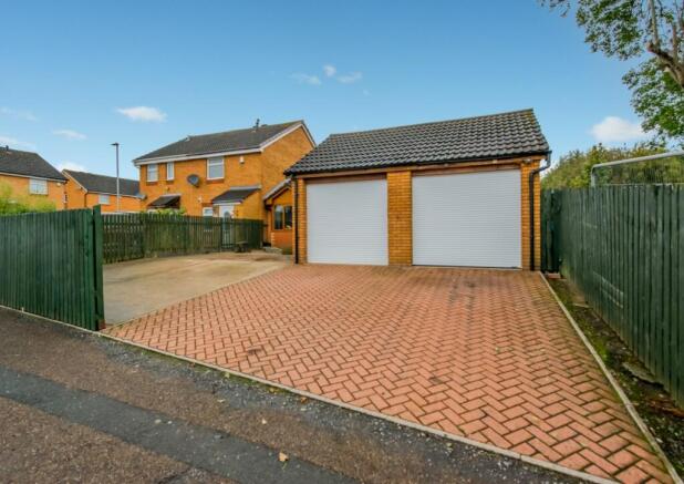 Driveway & Garages