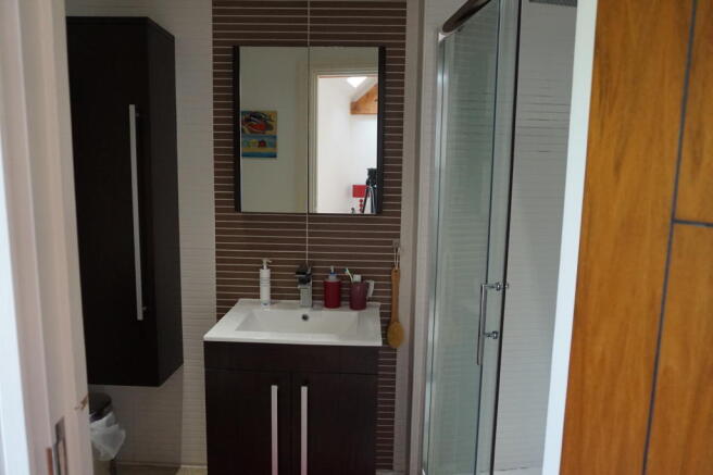 En suite shower room