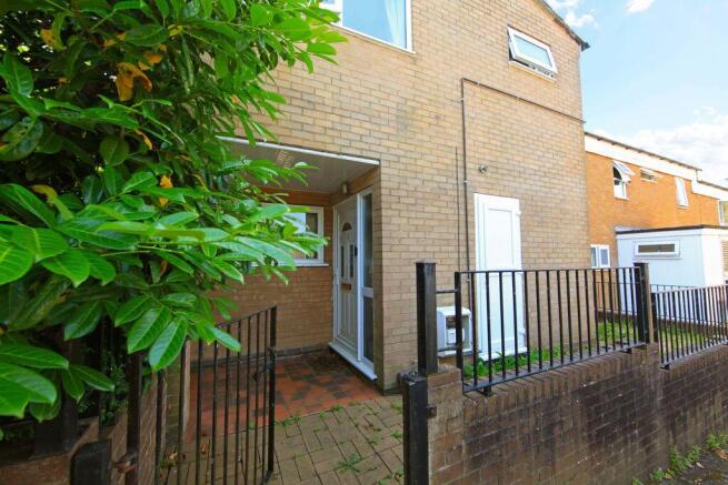 Wealdstone, woodside photo 2
