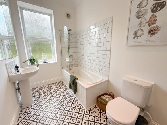 Main Bathroom