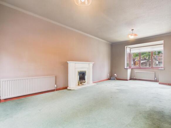 4 bed Detached to rent Image 6